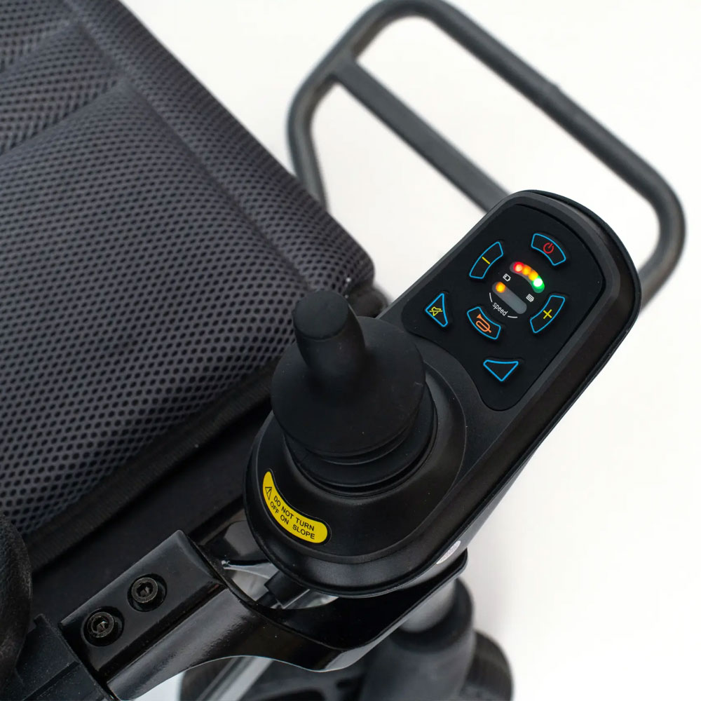 carrozzina elettronica superleggera in magnesio